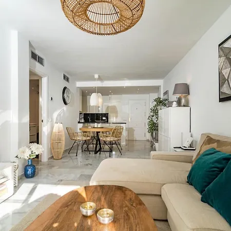 Apartment Side Family With 3 Spacious Bedrooms In San Pedro