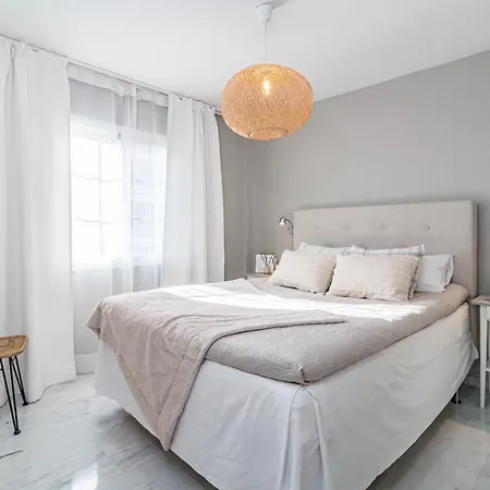 Side Family With 3 Spacious Bedrooms In San Pedro Apartment Marbella