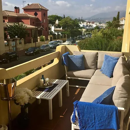Apartment Side Family With 3 Spacious Bedrooms In San Pedro *