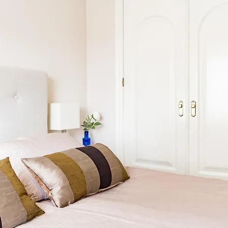 Side Family With 3 Spacious Bedrooms In San Pedro Apartment Marbella